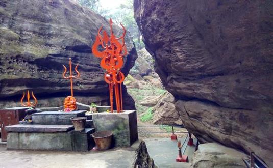 Pachmarhi Travel Guide