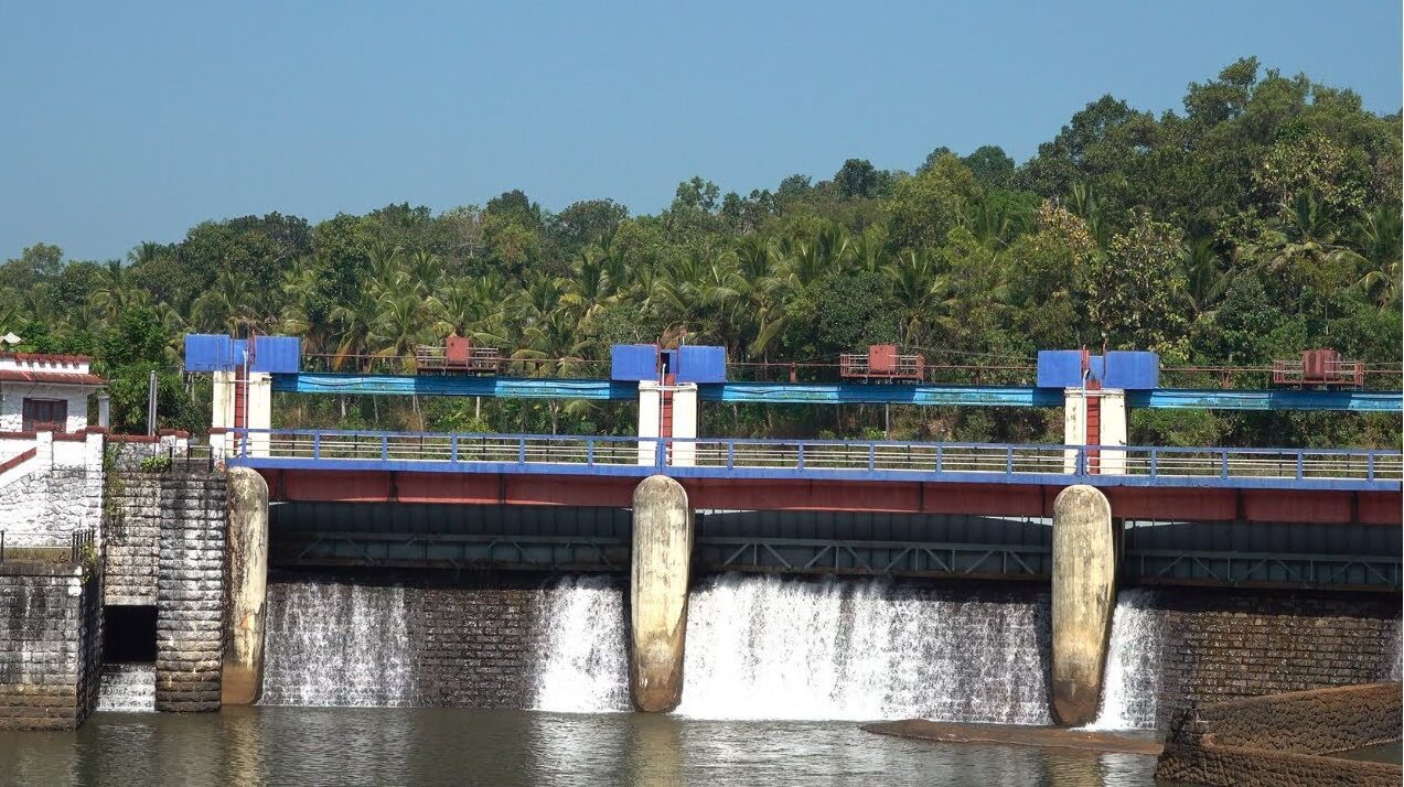 Aruvikkara Dam