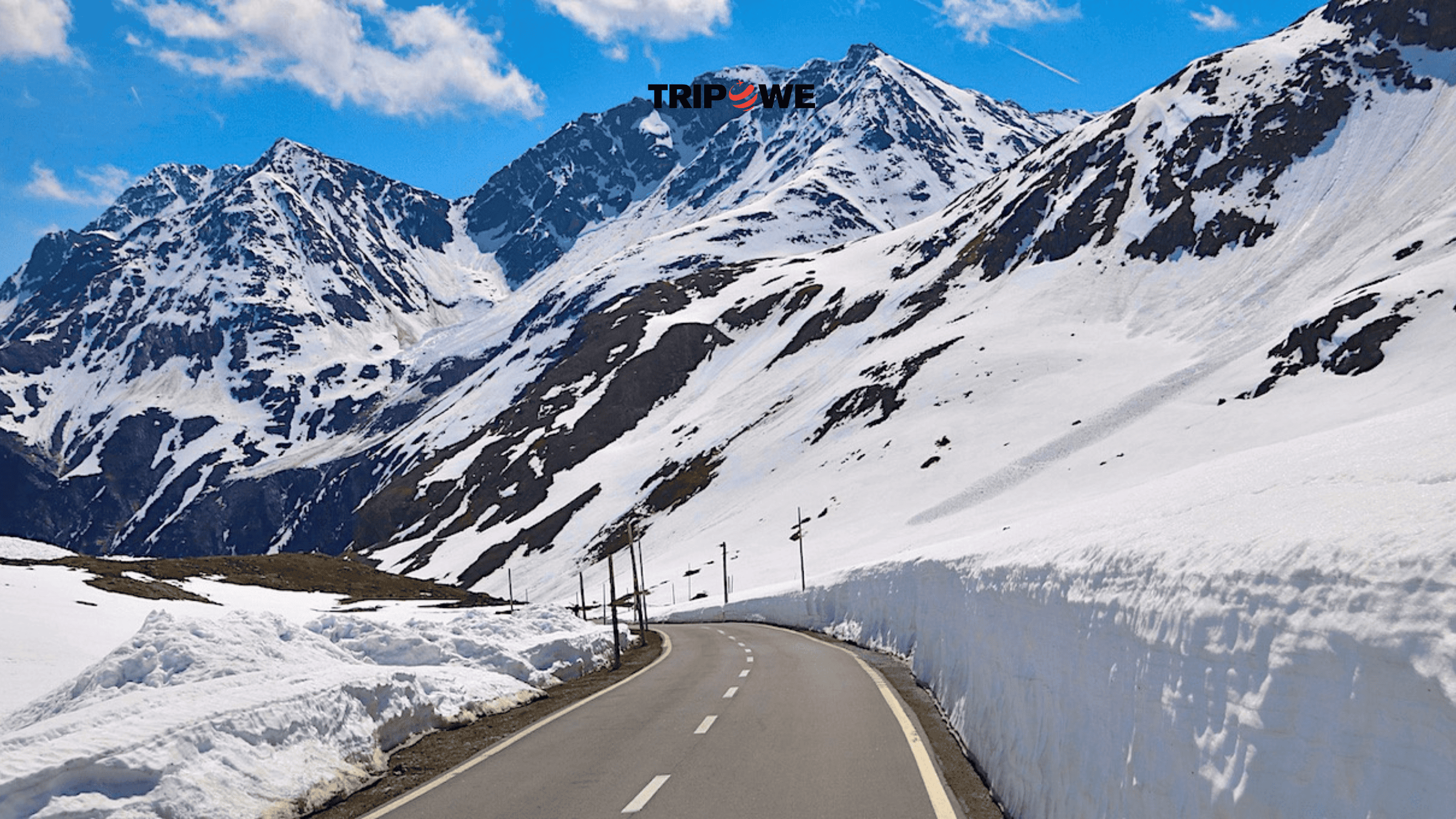 Snowfall in Manali