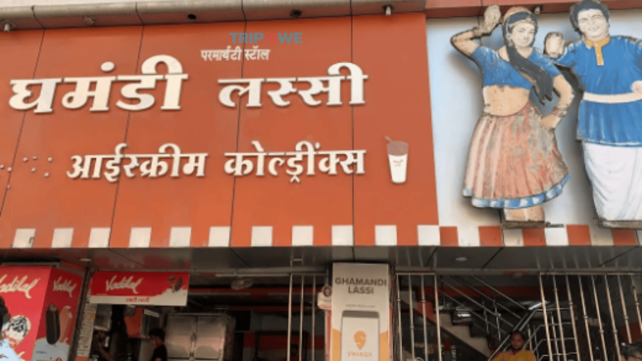 Famous food places in Indore