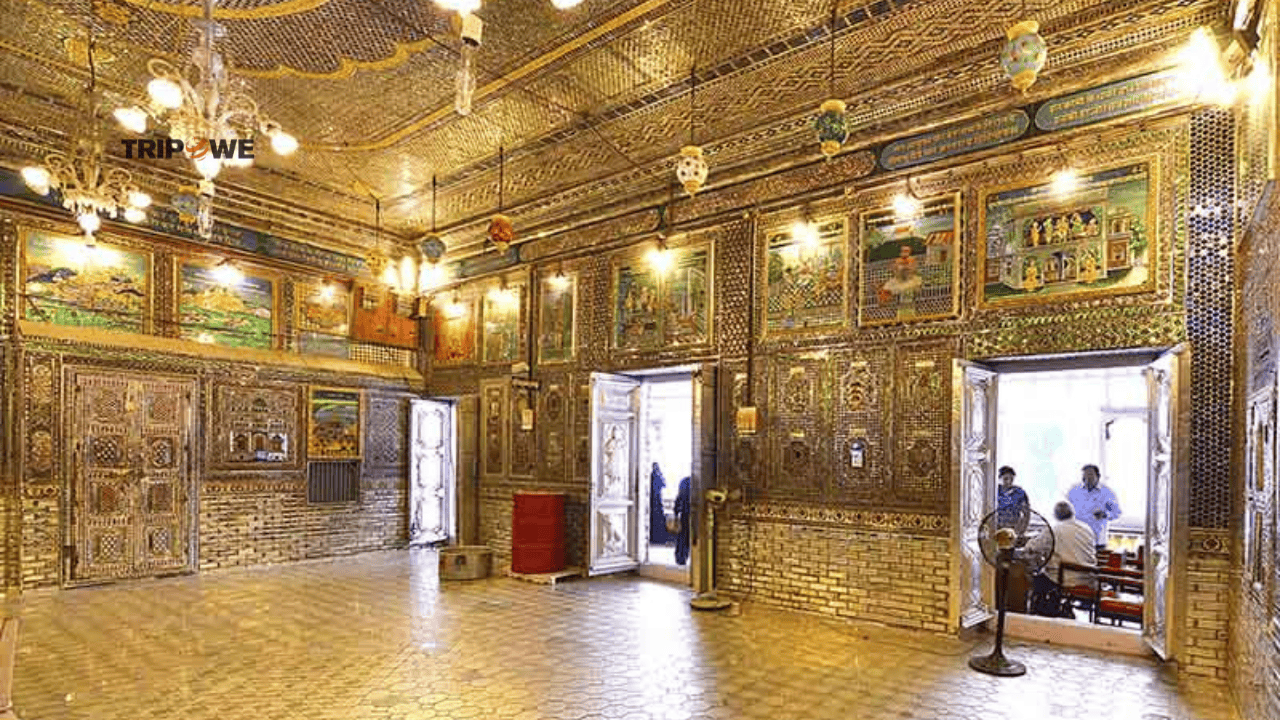 Places to Visit in Indore with Friends