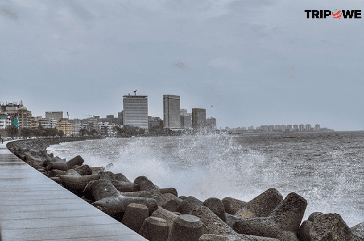 Marine Drive Travel Guide tripowe.com